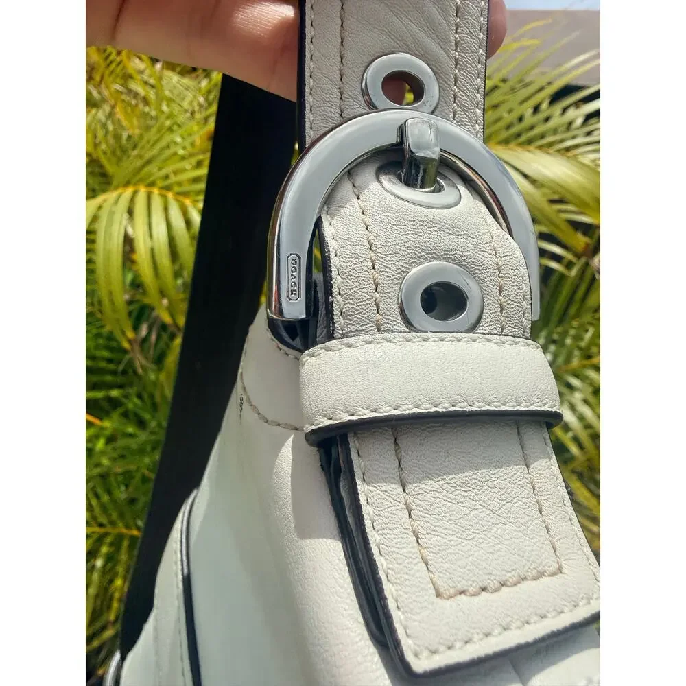 Coach Soho Flap Bag Black Leather Silver Buckle Shoulder Strap Vintage Y2K